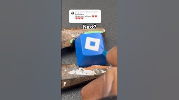 Drawing r for Roblox but on my keyboard! Custom keyboard!