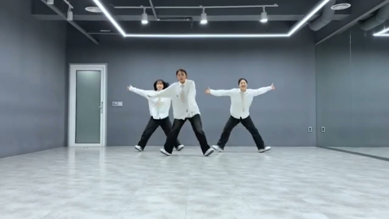 [ MIRRORED ] Plot Twist - TWS ( dance cover by 