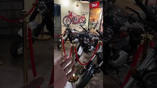 🚨Went to Jawa Showroom to buy ONE bike… ended up confused AF‼️😵💫 | OCTANE RUSH BIKES