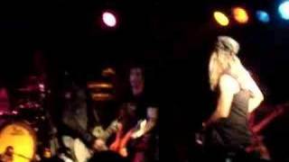 Skid Row - New Generation (live in Milan)