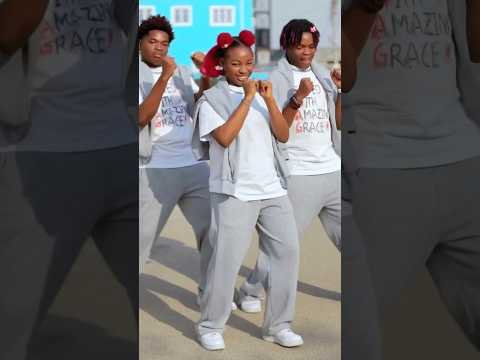 Naza SDM Tout Donner Official Dance X Wedopetwinz 