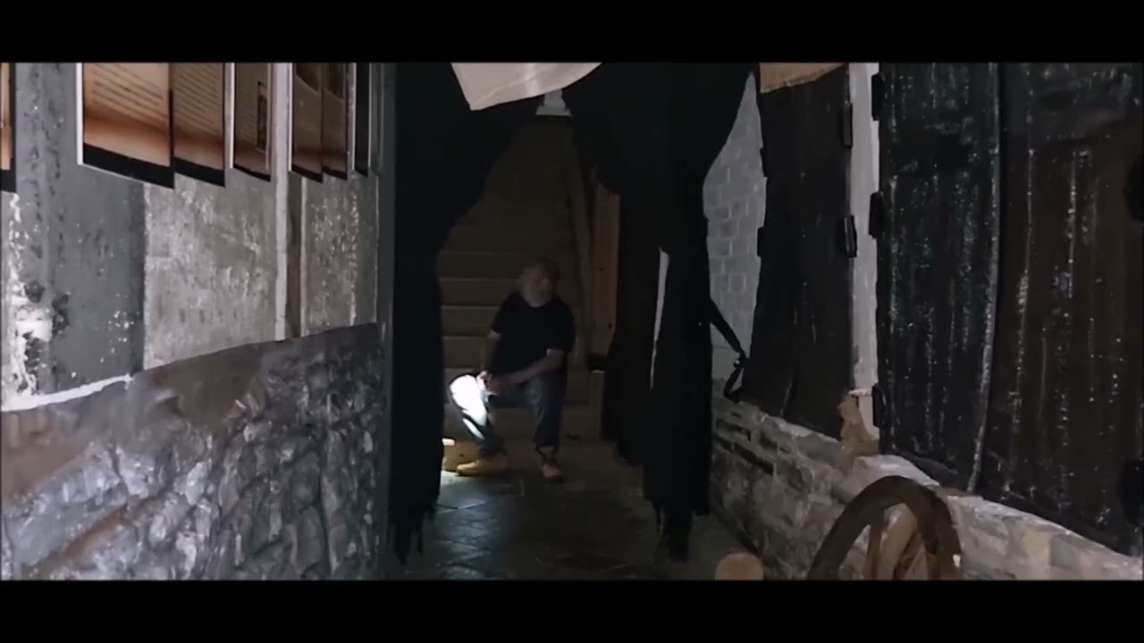 HAUNTED TUDOR HOUSE MUSEUM WITH PARANORMAL INVESTIGATOR DEAN BUCKLEY