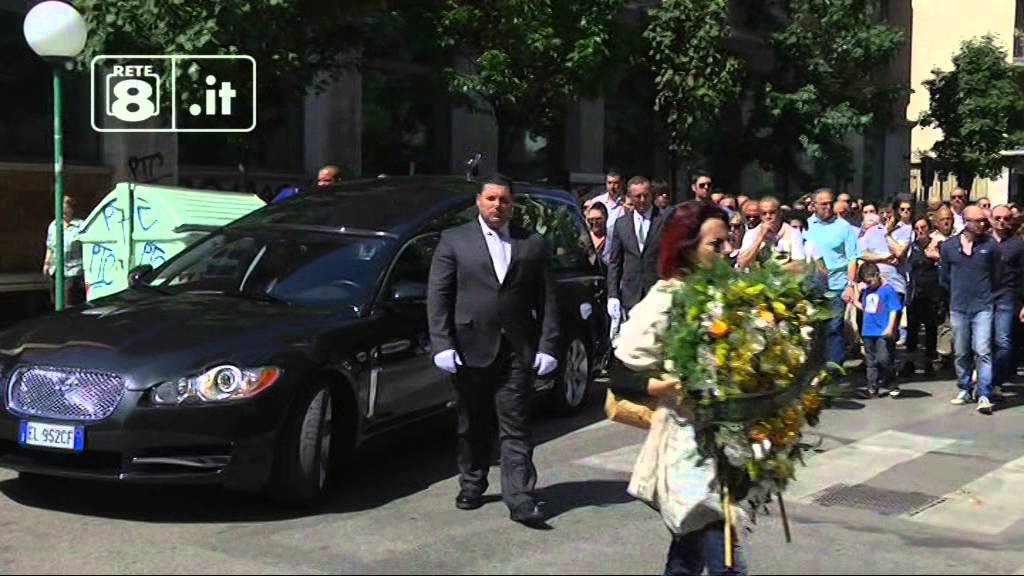 Pescara - Rabbia e dolore ai funerali del pasticciere ucciso