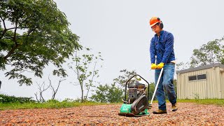 【山復旧】転圧かけて整地作業！ゆるゆる砂利のキャンプエリアを転圧機で整える