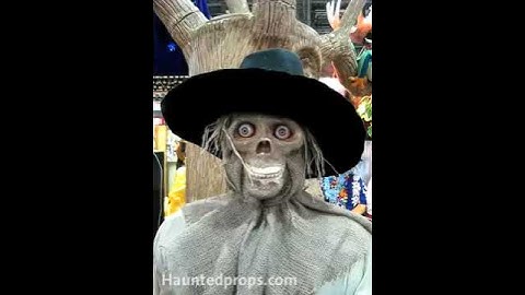 HAUNTEDPROPS.COM ANIMATED SCARECROW