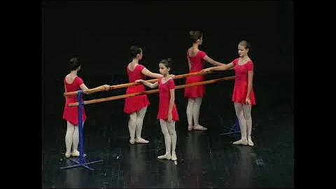 -   Susan Durant- -    25   .  '