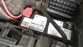 BMW 320 d estate 2013 Battery location