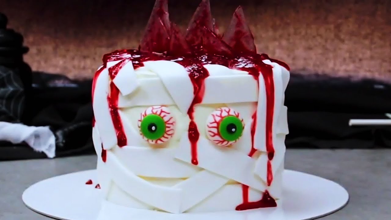 How To Make Mummy Fondant Cake | Spooky Halloween Cake Ideas By ...