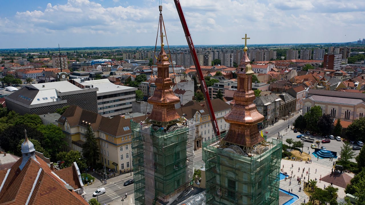 GOBALDARU - miskolci Nagyboldogasszony - templom toronysisakok emelése 2021.06.26.