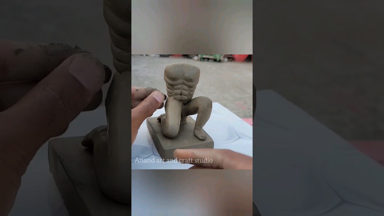 मिट्टी से हनुमान जी की मूर्ति बनाना सीखें/Bajrang Bali idol making process 