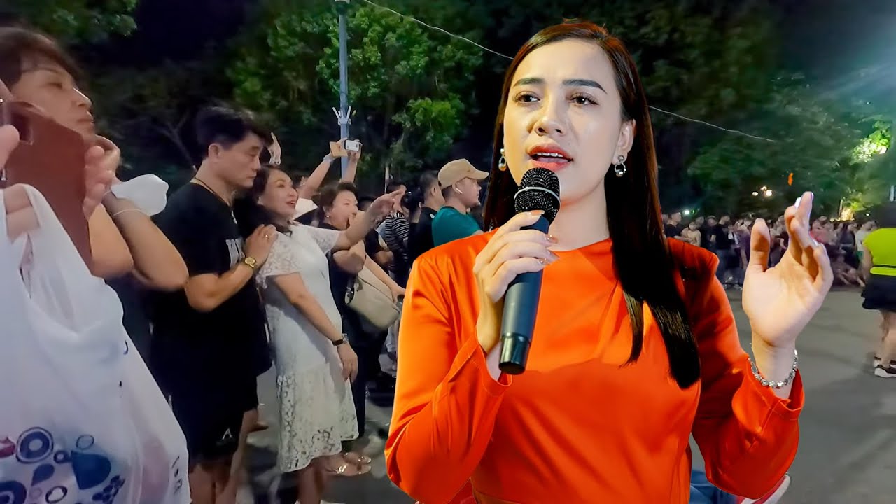 Khu Phố Ngày Xưa - Em Gái Khiến Triệu Con Tim Phải Thổn Thức Ngay Từ Câu Hát Đầu Tiên - Thanh Hiền