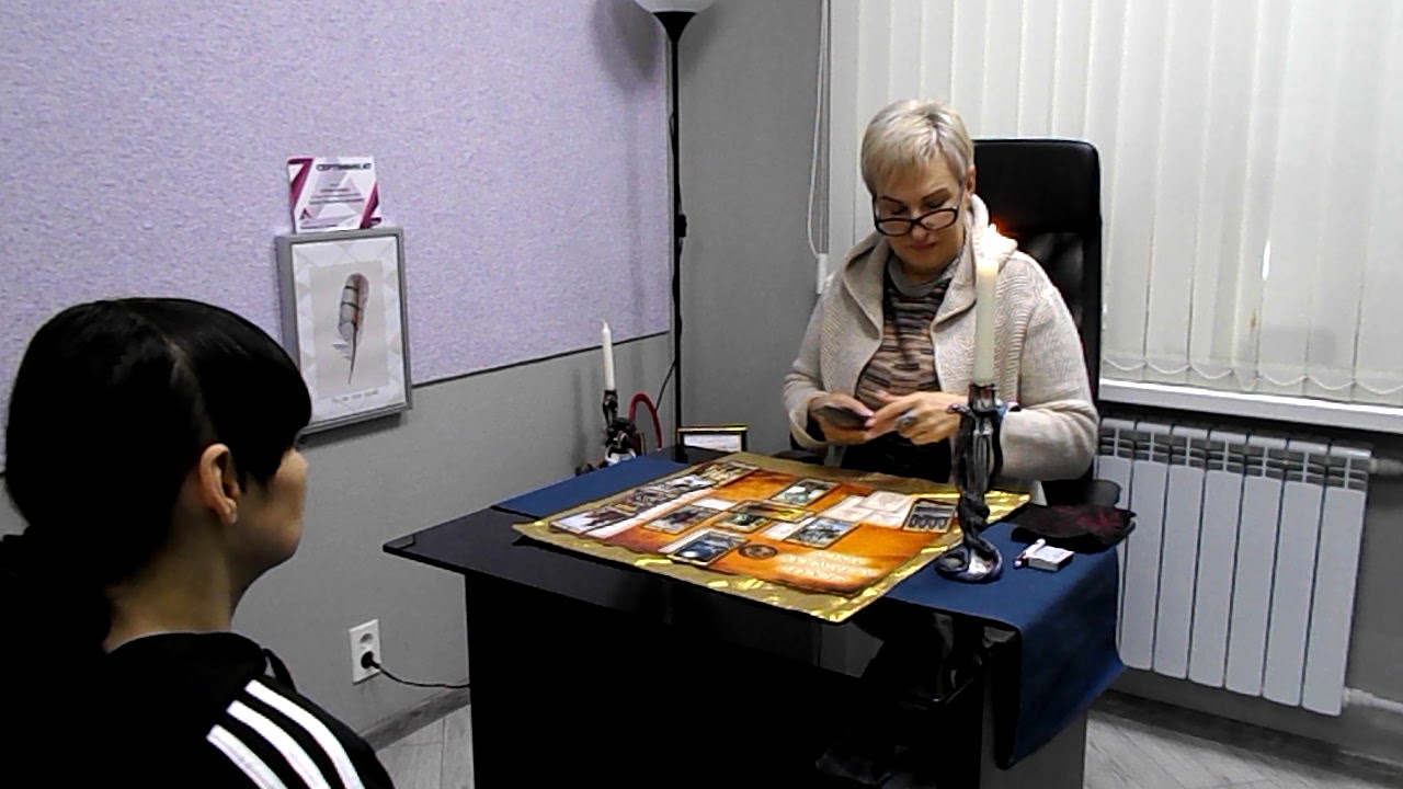 СВЯТОЧНЫЕ ГАДАНИЯ В ЦЕНТРЕ "КРАФТУР".