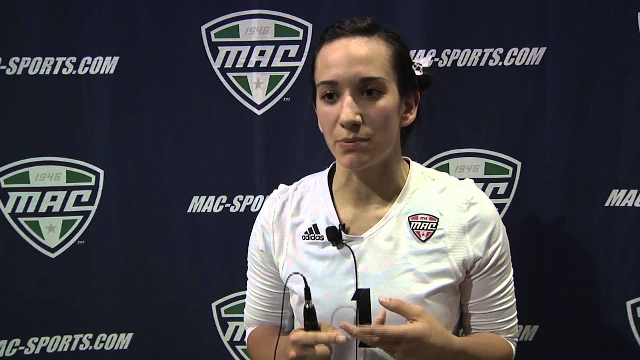 2013-mac-volleyball-tournament-northern-illinois-justine-schepler