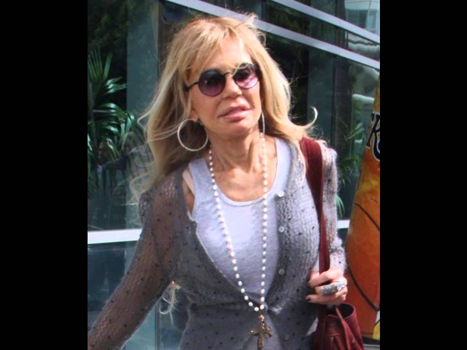 Dyan Cannon Plastic Surgery - YouTube.