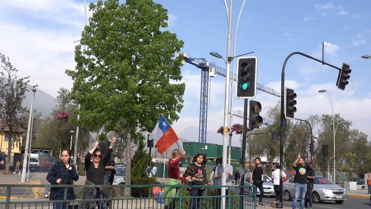 Distributed protests in Santiago Chile offer a solution for the world (4K)