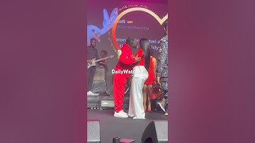 Daddy Lumba Nearly Kissed Serwaa Amihere on Stage after Loving 🥰 Performance #shorts