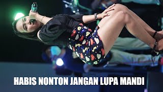 MILA SANTIKA COVER  HUTANG