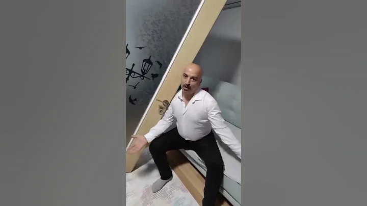 Kapıyı Kapat Boynuma Vuruyor