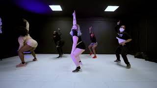 Bruk Out & Whine by QQ Gyal Dancehall Group Class Dance