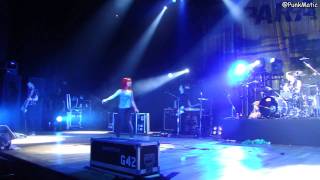 Paramore - Pressure - Live São Paulo 20.02.2011 @PunkMatic HD