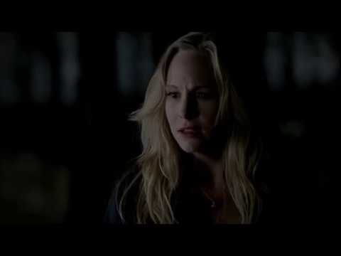 Vampire Diaries 4x16 - Elena VS Caroline VF