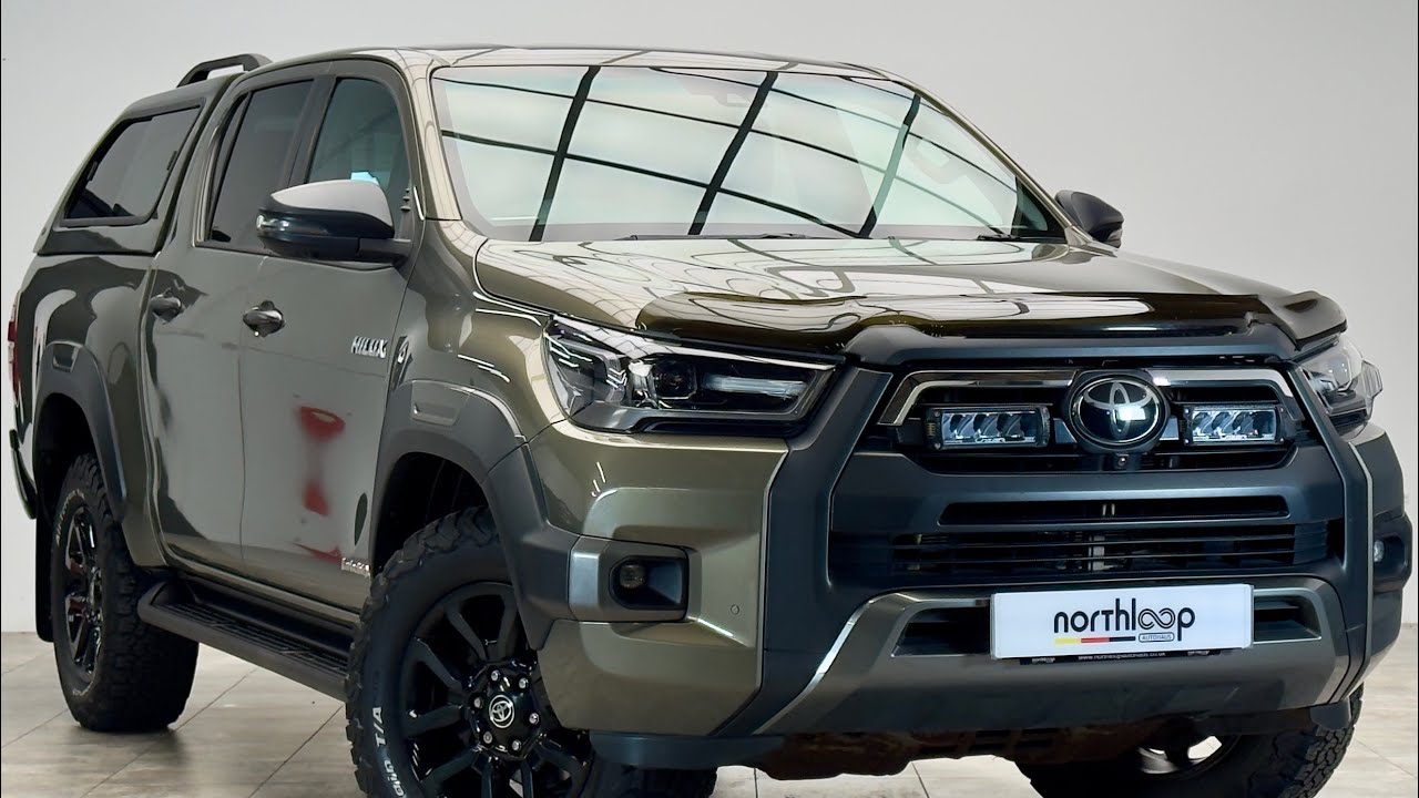 TOYOTA HILUX 2.8 D-4D Invincible X Pickup Double Cab 4dr Diesel