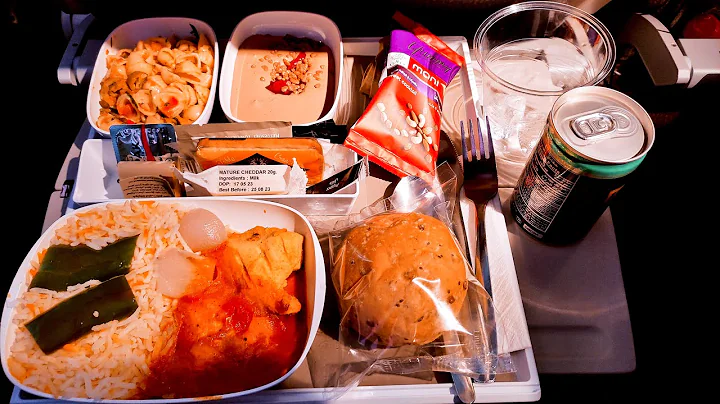 Meals onboard Emirates Airline Economy Long Haul Flight A380 & 777-300ER | SIN - BOS May 2023