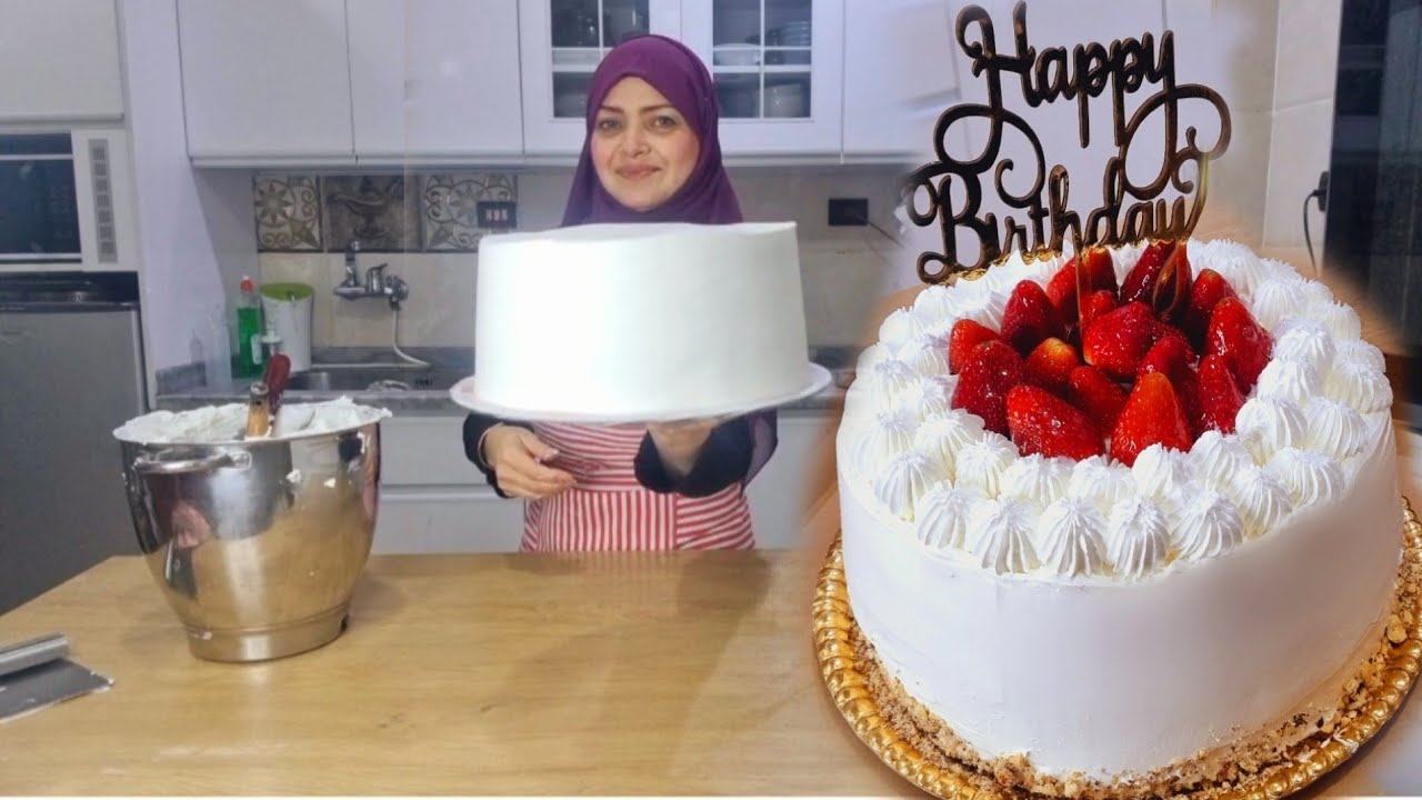 فاجئت عمة الولاد بتورتة عيد ميلادها  ..تورتة شاهقة الارتفاع فى صينية الكيك العادية