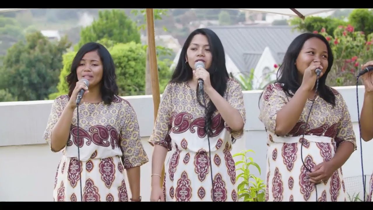 FIRAISANA - NDRIANA RAMAMONJY