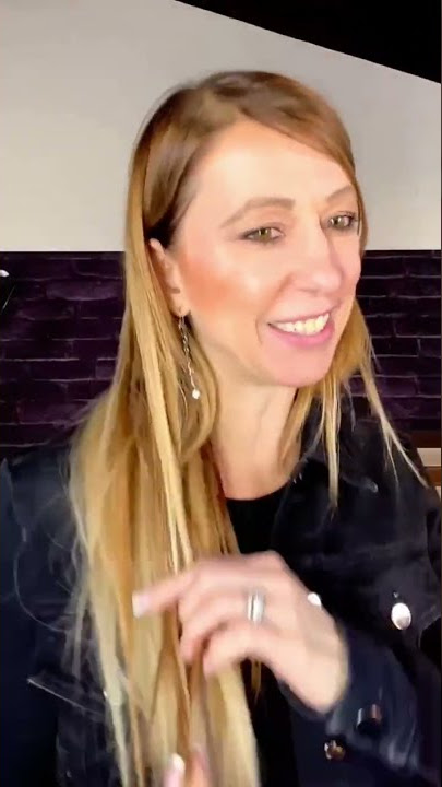 Lisa Haven -Vs- Nancy Pelosi #shorts