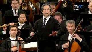 Orchestra Filarmonică din Viena - Marșul lui Radetzky de Johann Strauss (Concertul de Anul Nou 2018) chords