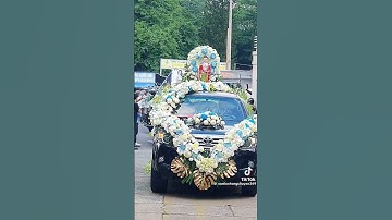 Xe đưa linh cữu chị đi hỏa táng - NSUT Ngọc Trinh mùi ngò gai