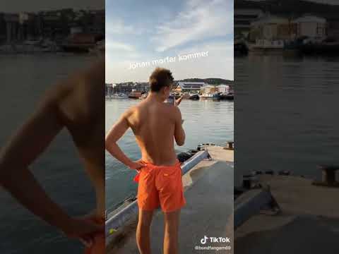 Johan morfar kommer