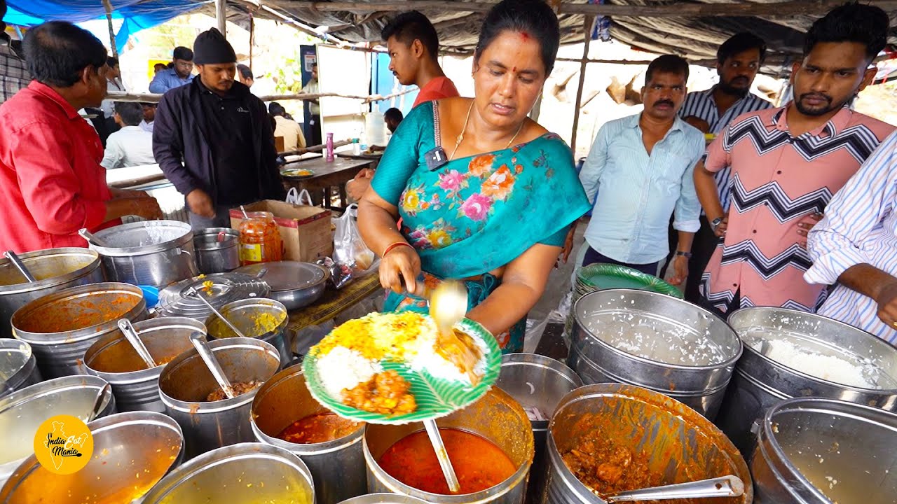 Famous Anuradha Aunty Serves Unlimited Non-Veg Meal In Hyderabad Rs. 150/- Only l Indian Street Food | INDIA EAT MANIA