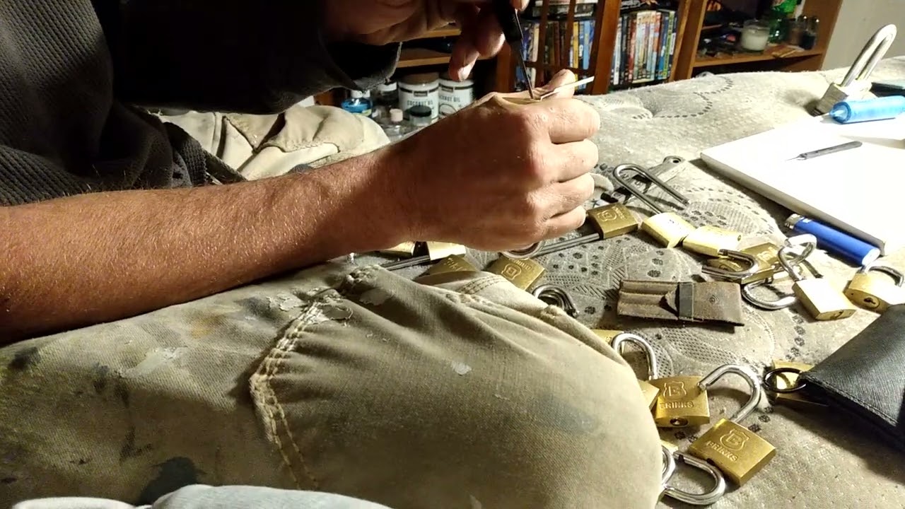 brinks 40mm brass zip