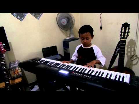 Anak 4 Tahun Pandai Piano (Melly - Bunda)
