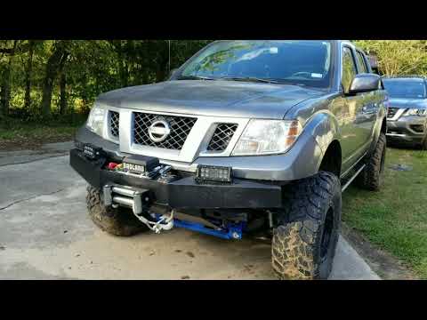 2016-nissan-frontier-with-5"-lift-and-jeep-tj-with-2.5-lift