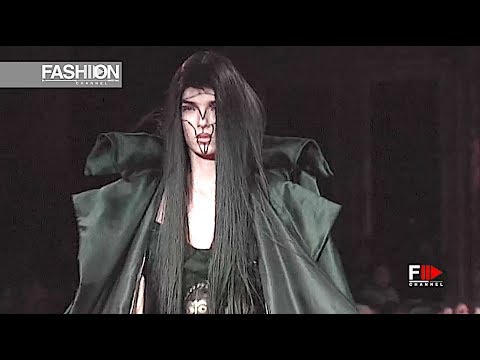 シーズンオフ最終値下げ　Vivienne Westwood　キャットイヤー Vivienne Westwood キャットイヤーフラップニットキャップ