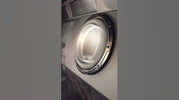 JL Audio 10w6v3 excursion... Incredible subwoofer!