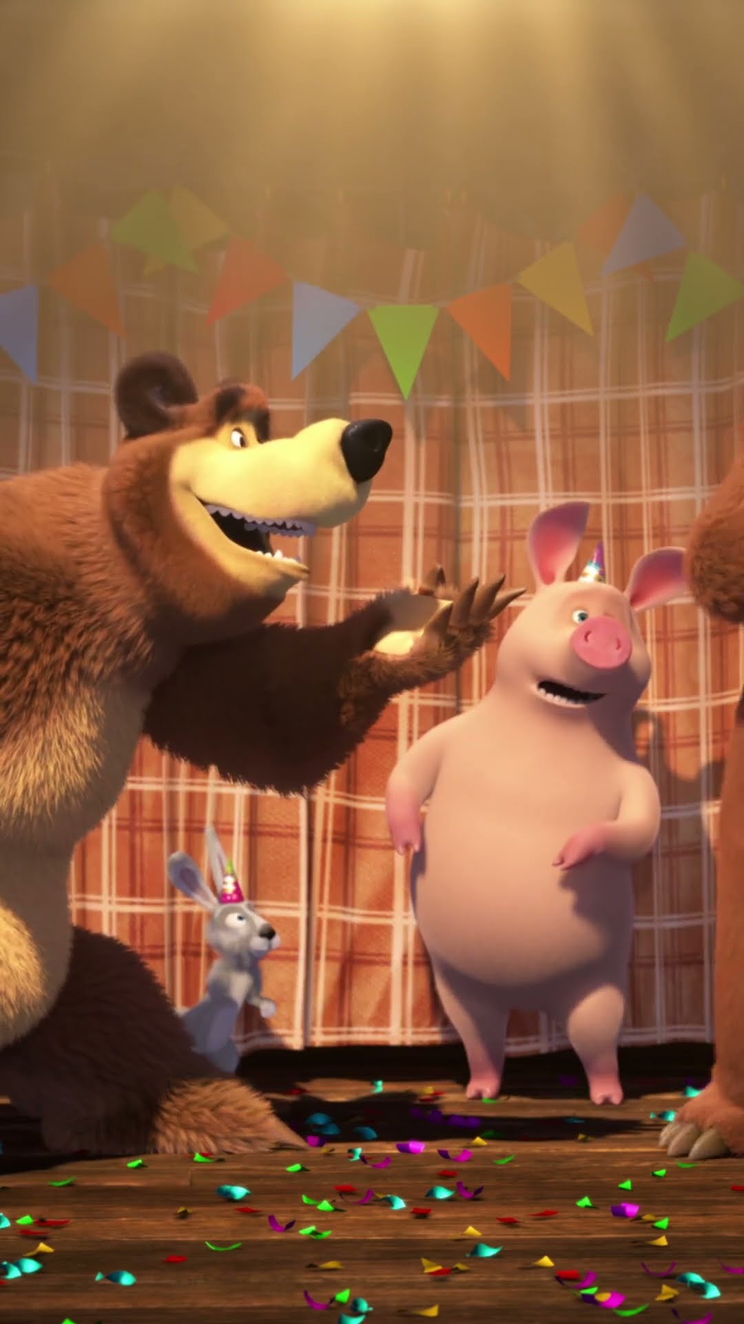 عيد ميلاد سعيد يا دب! ?? mashabeararabic #shorts #arabic #mashaandthebear# #ماشاوالدب #مضحك #كرتون