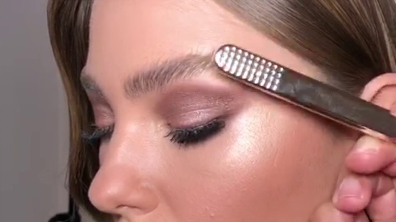 ICONIC in seconds - FLUFF