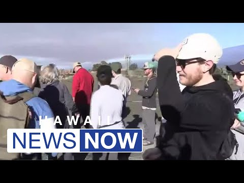 Large crowds flock to Hawaii Volcanoes National Park to see spectacular lava show