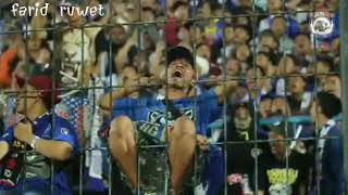 Lagu arema terbaru dan aksi aksi aremania paling mbois