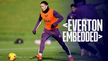 Everton in training, hospital visits & record SMASHED! | EFC Embedded Ep.9