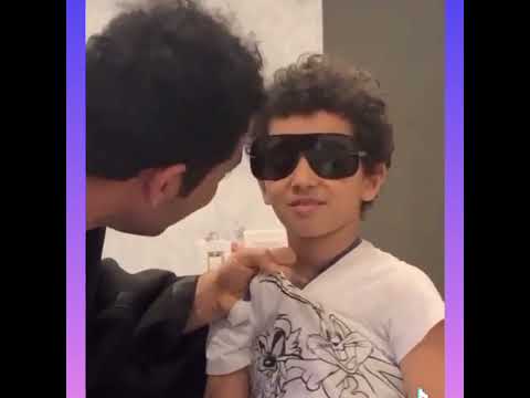 عمرو سعد وابنه على تيك توك مشهد كوميدى