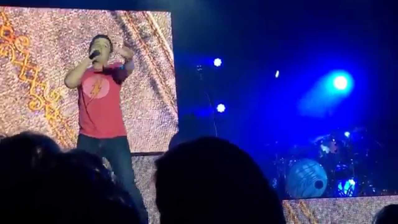 Scotty McCreery Blue Jean Baby Live Jacksonville Fair YouTube