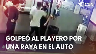 LOCURA en un GARAGE: un JOVEN DEJÓ INCONSCIENTE al PLAYERO