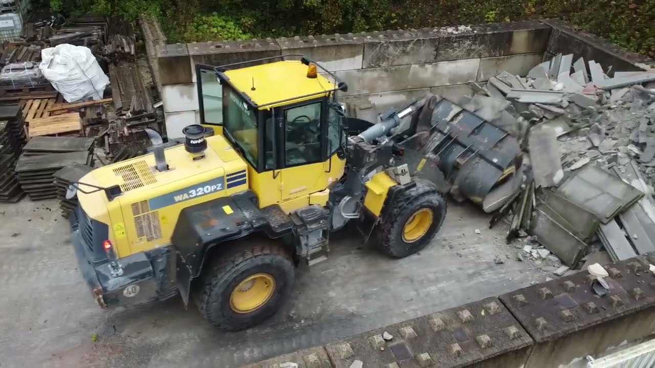 Béton recyclé chez Penez Herman - Penez Herman & @legroupecb2616