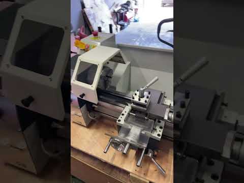 Новий 250 токарний