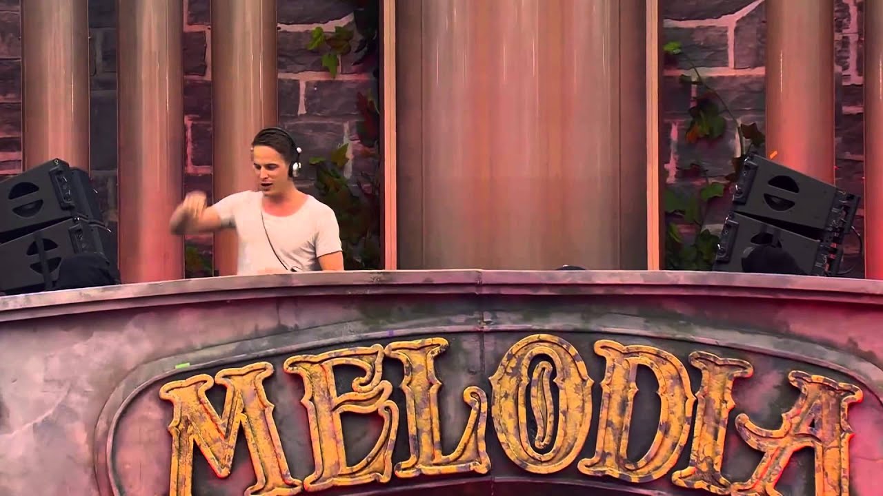 Watch Dannic & Amersy - Lights Out (Live @Tomorrowland 2015) on YouTube Watch Dannic & Amersy - Lights Out (Live @Tomorrowland 2015) on YouTube